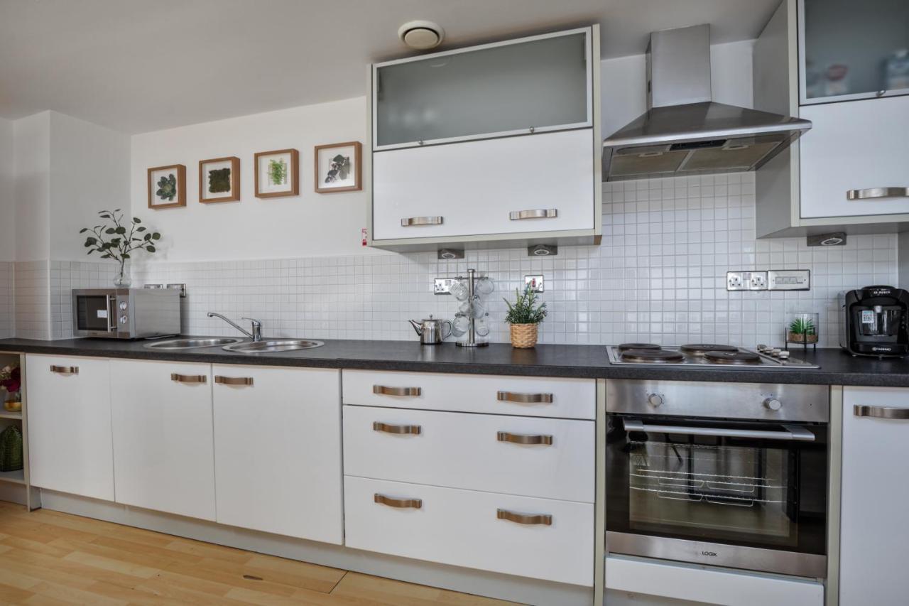 Leeds Most Stunning Penthouse! - Sleeps 8 Apartment Exterior photo