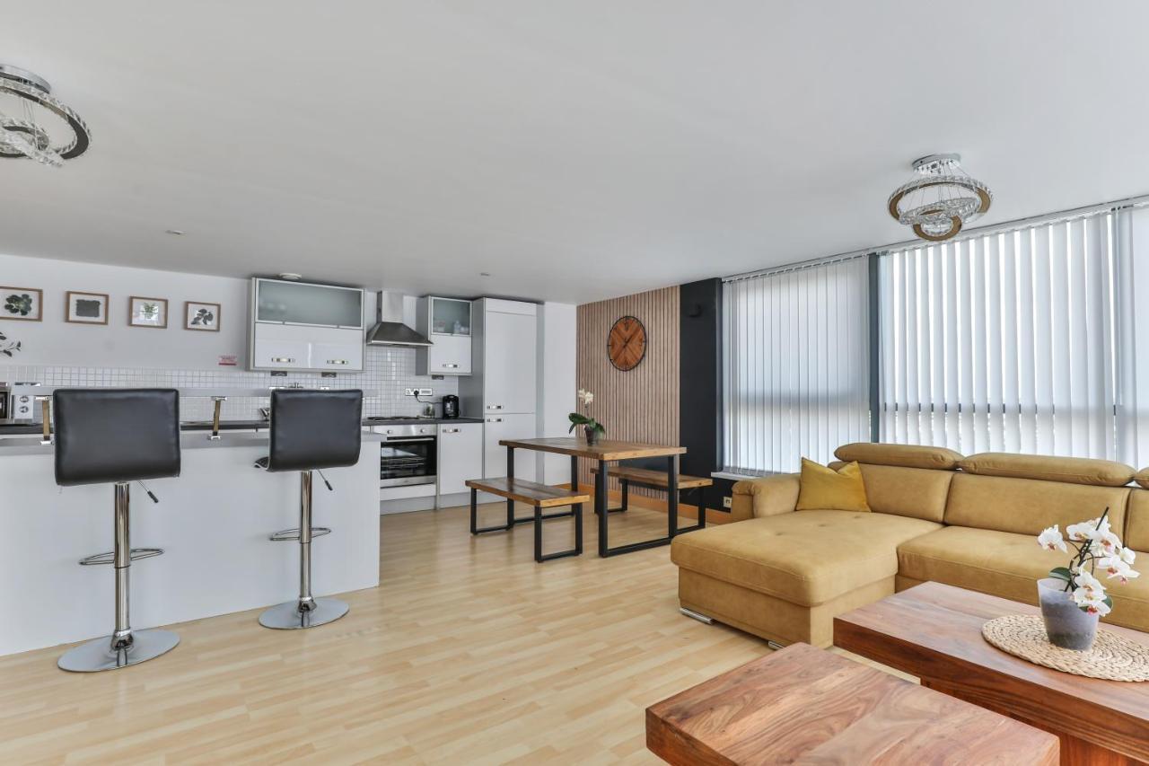 Leeds Most Stunning Penthouse! - Sleeps 8 Apartment Exterior photo